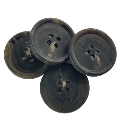 Boutons de klaxon ronds de Matte Finished Plastic Coat Faux avec le trou de la jante 36L quatre
