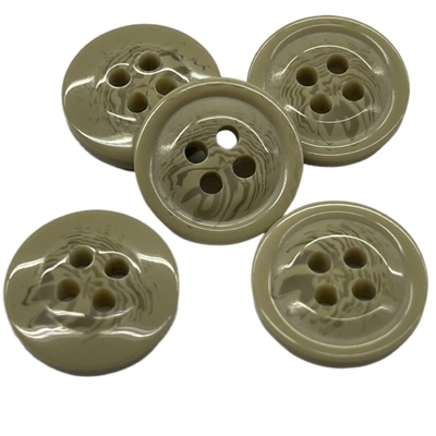 Le bouton de klaxon de faux de Brown foncé avec le trou de la jante 26L 4 pour le manteau des femmes Outwear