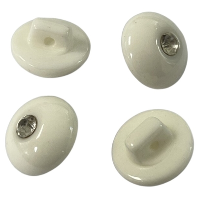 Les boutons de résine en plastique de Diamond On Face 18L de Faux s'appliquent en rond pour la chemise de couture