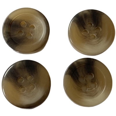 utilisation en plastique de couleur d'ODM de 11/16&quot; 4 de trou de Faux boutons de klaxon pour le manteau des femmes
