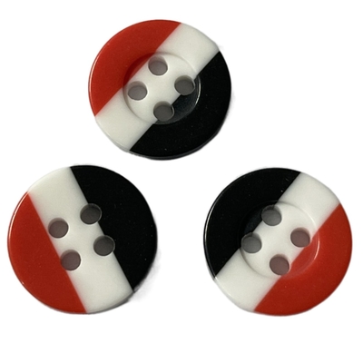 Trois boutons combinés en plastique 11/16&quot; pour les chemisiers de couture de chemise