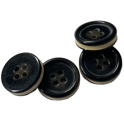 Bord spécial sur l'utilisation en plastique des boutons de manteau de couleur jaune 28L pour le chandail de manteau