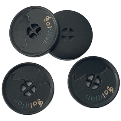 Boutons de chemise en plastique de craie de fantaisie 4 trous de triangle pour le vêtement de couture de chemise