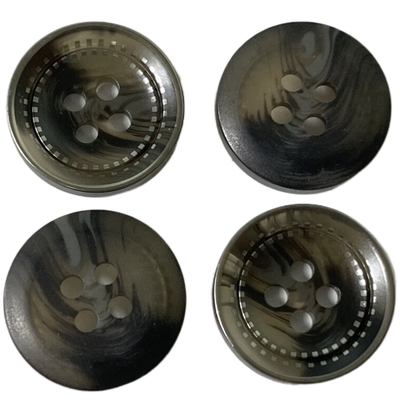 Trou en plastique 34L des boutons de manteau de klaxon de Faux 4 pour le chandail du manteau des femmes