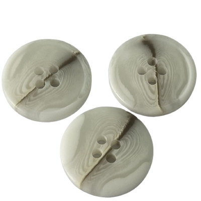 Couleur blanche des trous 36L de Matt Finished 4 de boutons de klaxon de Faux de veste de manteau