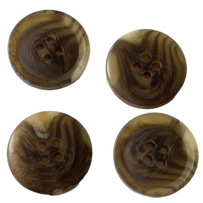 Boutons de klaxon écologiques de faux de polyester de résine en 4 trous 22L brun-foncé
