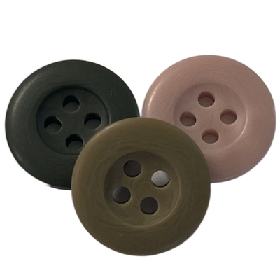 Utilisation colorée des boutons de manteau 28L pour le chandail de manteau de veste